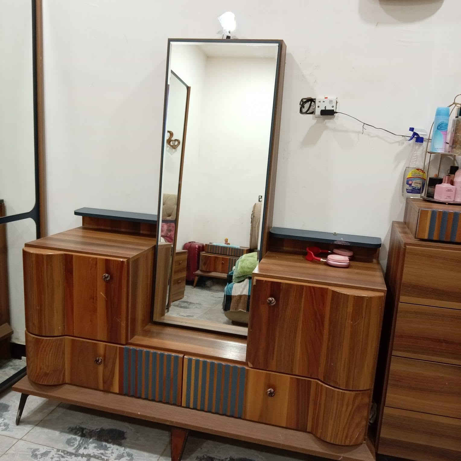 7 قطع نضيفة ب550 وبيهة مجال


**إذا كنت صاحب هذا الإعلان وتريد حذفه لأي سبب، رجاءا أرسل رسالة إلى الدعم الفني**