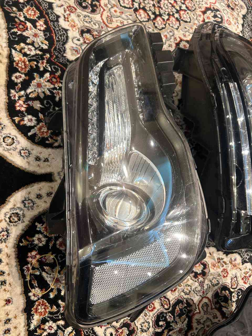 شباب لايتات زنون وLED جارجر 2023 اصلي
ولايت اوباما فول 2023
سعر الواحد 200$
***********
