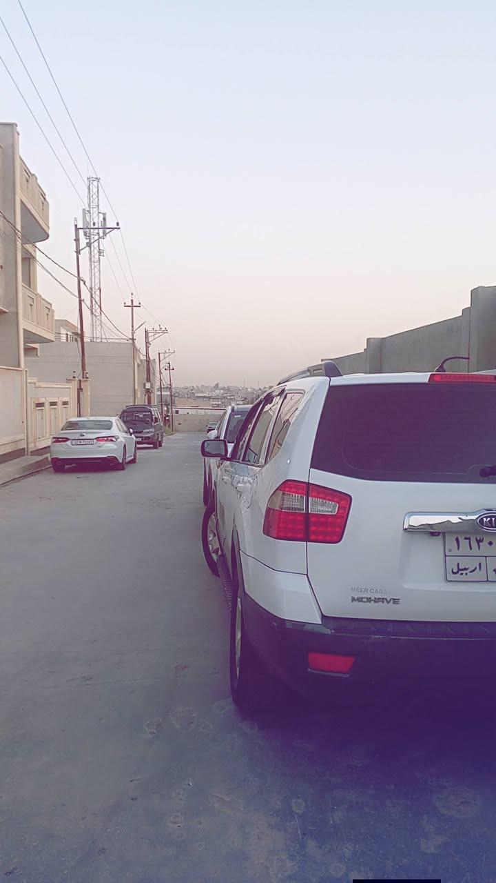 السلام عليكم
#للبيع كيا موهاڤي موديل 2010 خليجي

ضرر باب السايق وباب الخلف السايق

 فوووول مواصفات

بصمه تشغيل 

وبصمه ابواب 

خزن كشنات  

كشنات جلد لون عسلي 

تحكم سترين جهتين 

لايت زينون ابيض وتغليف بگلايت PPF

محرك مكفول ما مفتوح 

#السعر 135 وبيها مجال للطيبين

#الاستفسار *********** خلـيل الگنش
