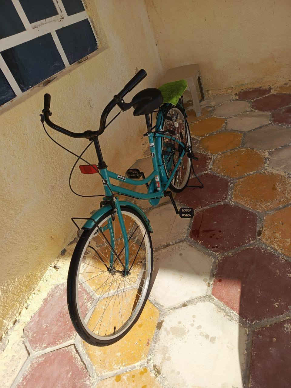 سلام عليكم بايسكل بناتي سانتوس للبيع موديل2022 لتواصل عله هاذه الرقم***********
