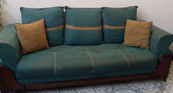 للبيع تخم تركي ٨ مقعد مستعمل
السعر ٤٠٠ بي مجال بسيط
التواصل مع الرقم ***********
