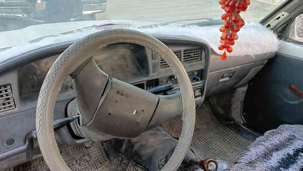 سلام عليكم
بيكم دبل قماره موديل 90 سياره كدام العين رقم صدامي تحويل شرط 
المحرك بدايه تبخير سياره بعدها مامعمره ولا بيها ضربه كلها بلادي  السعر 36 
العنوان صلاح الدين _بيجي 
***********
***********
