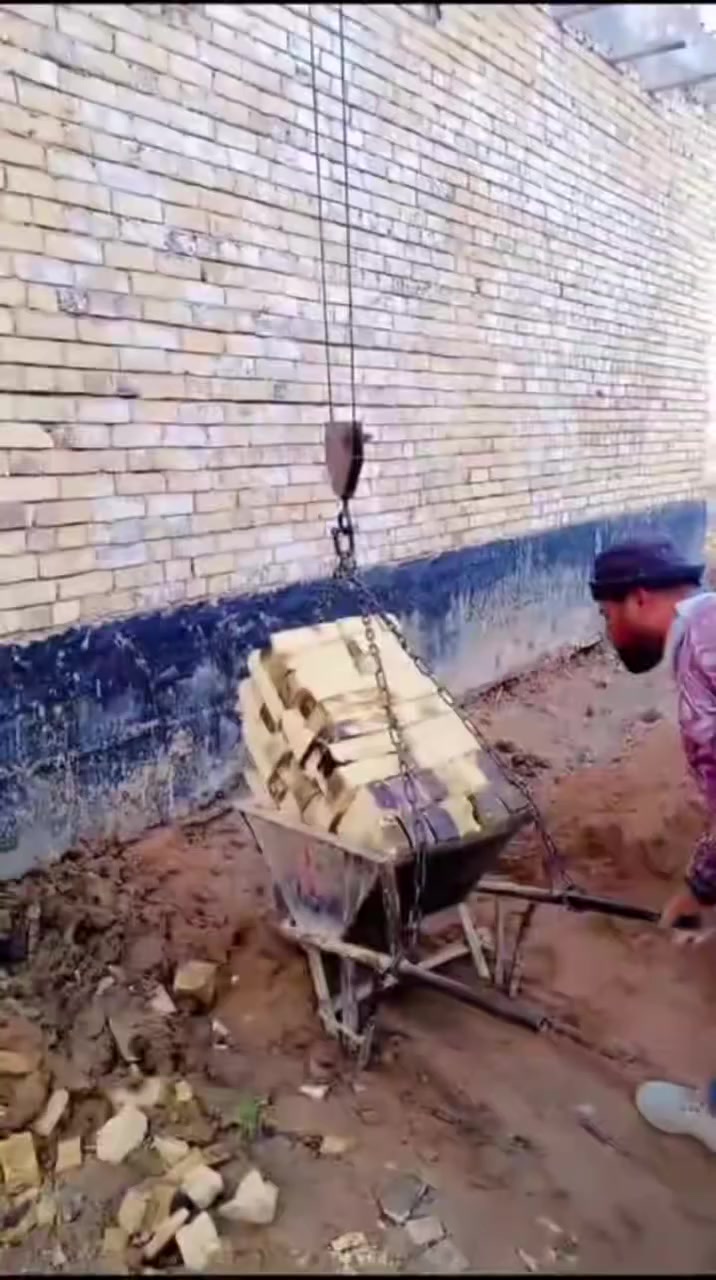 ونج تصعيد جميع مواد البناء باسعار مناسبه العنوان الديوانيه ***********
