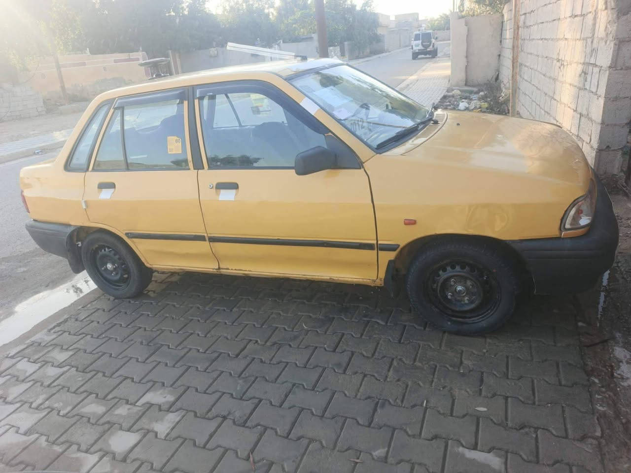 سلام عليكم سياره للبيع  موديل 12سعر 27 او مراوس او مراوس مكان ديالى بعقوبه  اتصال على الرقم ***********
