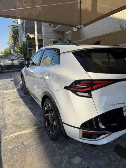 سبورتج جيتي لاين 2025 ماشيه 712 كم بعده زيرو فول مواصفات السعر 272 $ مكانه بغداد العامرية للاتصال ***********
