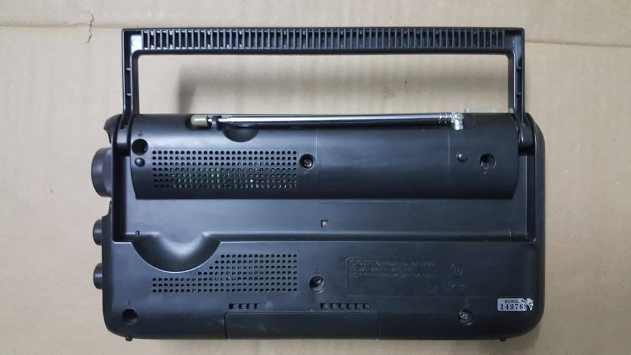 للبيع
راديو سوني
رايو قيثار 

موجود على الواتساب


**إذا كنت صاحب هذا الإعلان وتريد حذفه لأي سبب، رجاءا أرسل رسالة إلى الدعم الفني**