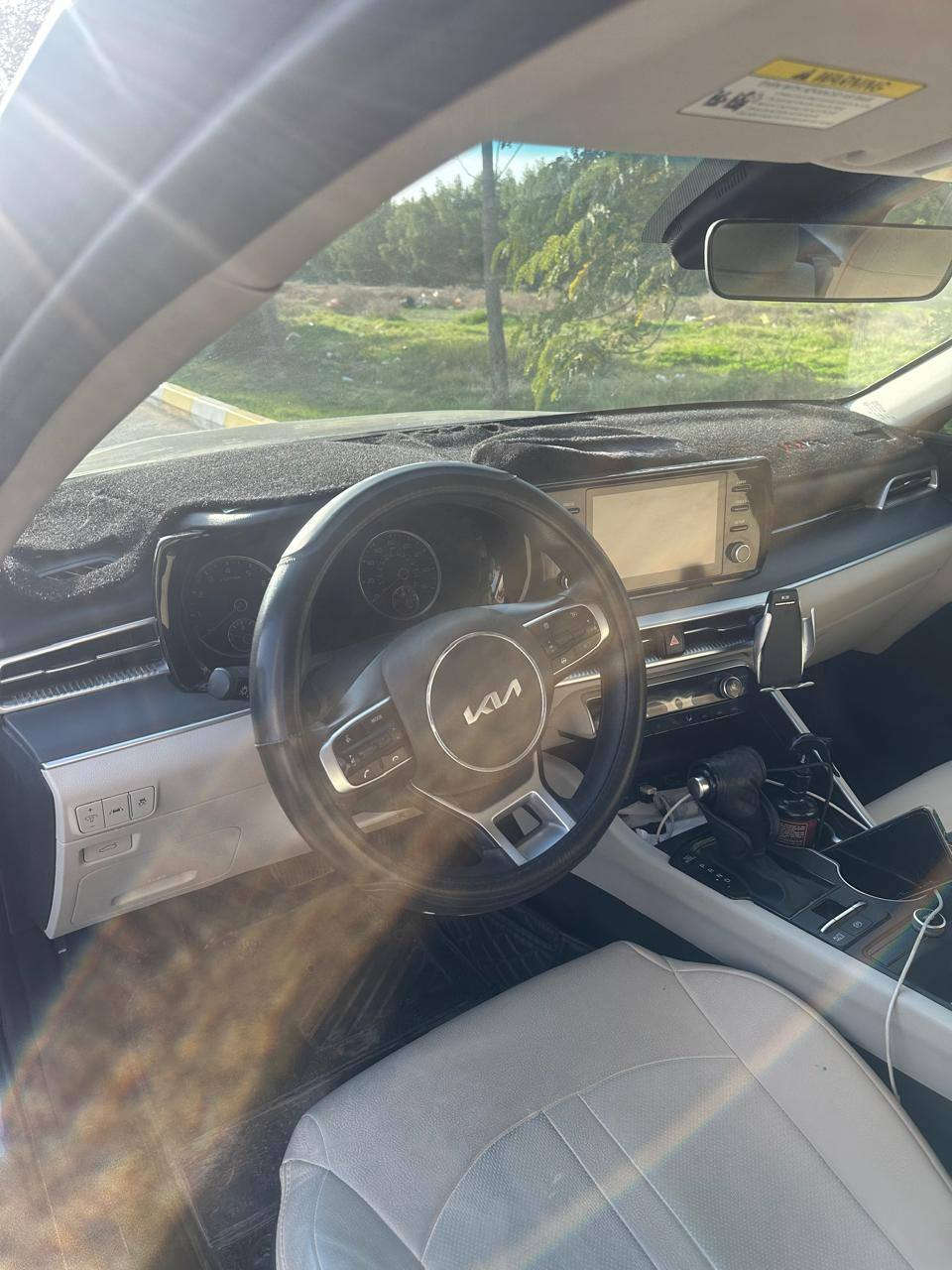 للبيع موديل ٢٢ مرقم بغداد وبسمي شرط التحويل وارد امريكا بسعر ١٨٥ مواصفات رادار امامي خلفي أوتوا بريك  تحكمات قيادة مثبت سرعه حادث موضح برقم الشاصي والصور ونظيفة
الاتصال ***********
