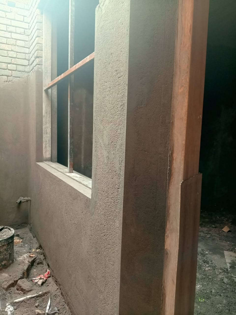 السلام عليكم خلفه لبخ ونثر وابياص وتكنيد مساطر شغل كدام العين متفرغ حاليا والتوفيق من الله موجود خاص او اتصل ***********
