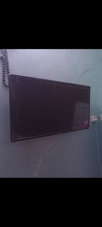للبيع • مستعمل قليل • تي في