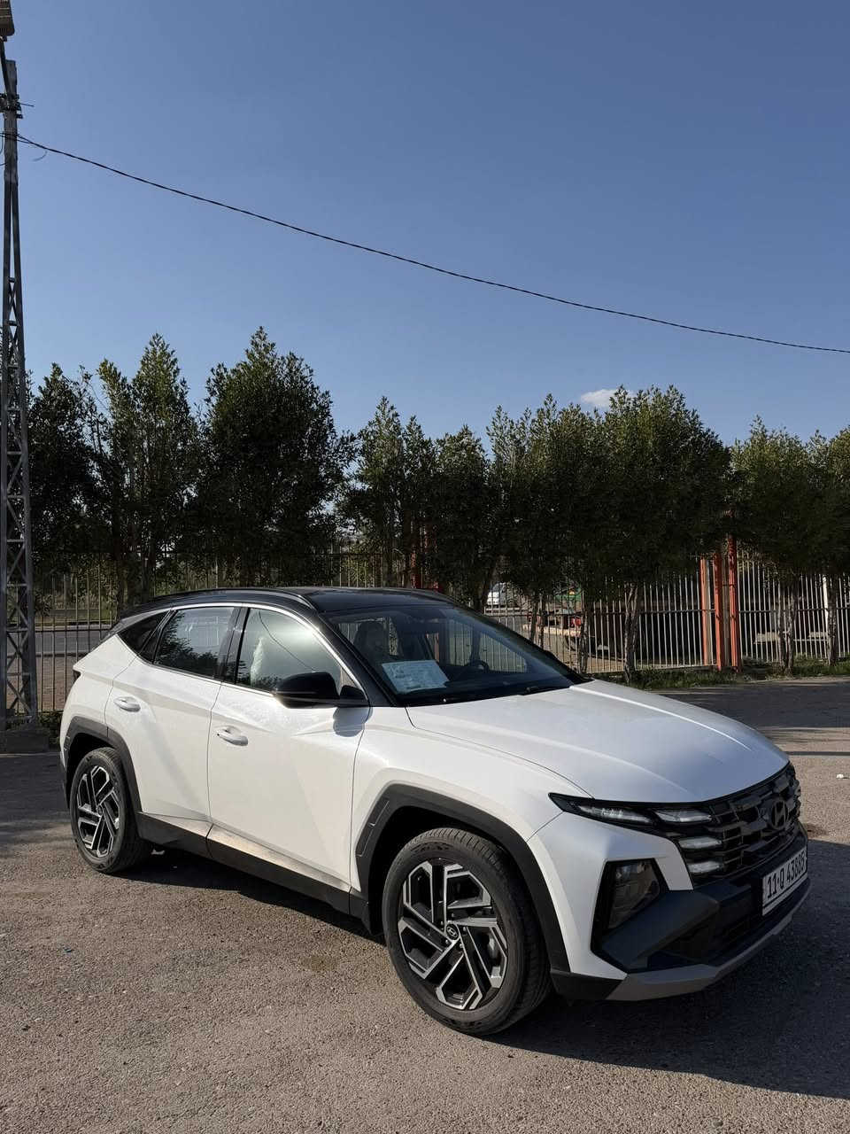 توسان تو كلر 2025
رقم بغداد ب اسمي 
السيارة ماشية / 13 الف كيلو 
بعدها زيرو 
مكفولة كفالة عامة حته من الشخط
السيارة جاهزة مابيها اي نقص 
السونار مرفق ويه الصور 
السعر / 234 وبيها مجال بسيط 
مكاني / ديالى جديدة الشط 
للاستفسار / ***********
