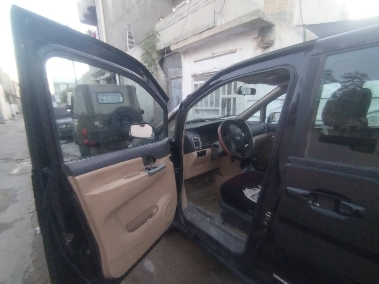 سلاوي خوا لةهةمو لايةك 
ميني پاس بؤ فرؤشتن 
مؤديل ٢٠٠٨
حاسيبةو اوةليات بةشةرت 
گيرو مةكينة بةشةرت 
جوار بستؤن
بةنزين هةر ناخوات 
سيارةيكي عايلية 
زؤر پاكة 
بؤ هةمو ايشيك ابيت 
ادمين 🍁🍁
ژ ***********
