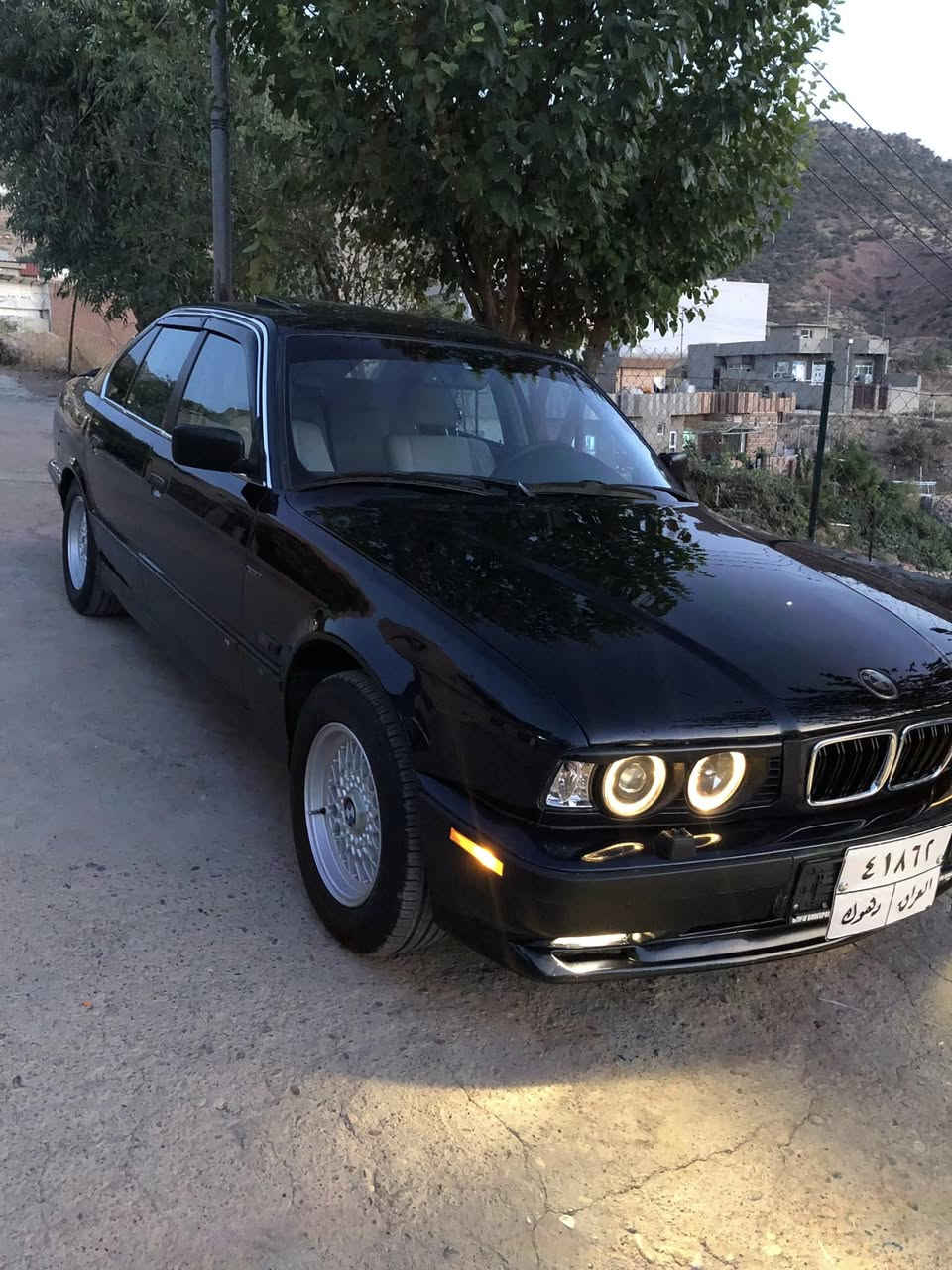 بيم بو فروتني موديل 1996 گيرعادي 520i گير و مه كينه شرت كوشن جلد فورميك دبل به ره شوت دبل جه كمجه ته بريد و هيته ر شرت كاره باي شرت سلايت فول فول به س گير عادي ژمارا موبايلي ***********
