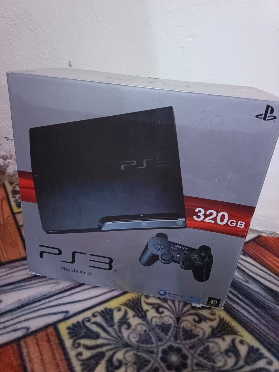 بلي ستيشن 3 مهكر الذاكره 320  استعمال سبوعين جديد الهراب بي 40لعبه وياه 2يدات الرقم *********** اكو خاص العلوان حله بابل شارع كبان السعر 125
