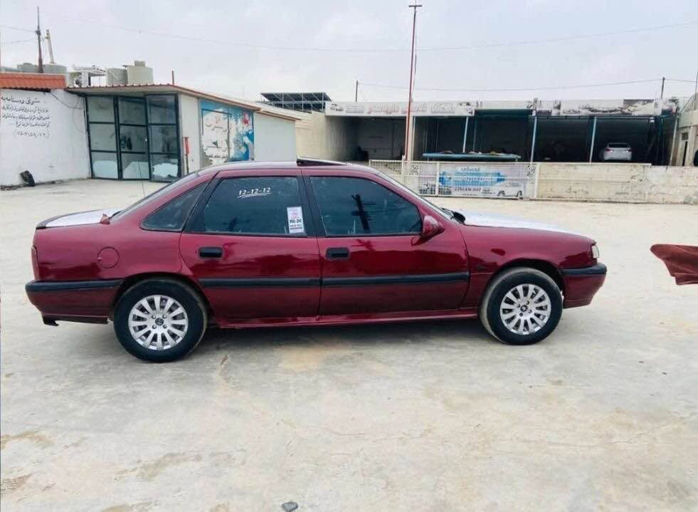 فرۆشتنی خێرا ئۆپڵ ڤیکترا مۆدێل1990 سڵایت مەکینە 18 ئارمی پلاستیکی سلێمانی دوو جام کارەبا گێڕ و مەکینە بە شەرت موس و براوە بە شەرت تەقە و رەقەی نیە پێشی کەپسە دواوەی دەعمی هەیە کارەبای بە شەرت سعری 12 وەرەقە و مەجالێکی برایانە شوێن پیرەمەگرون. واسئەپ و ڤایبەر*********** دخان, السليمانية
