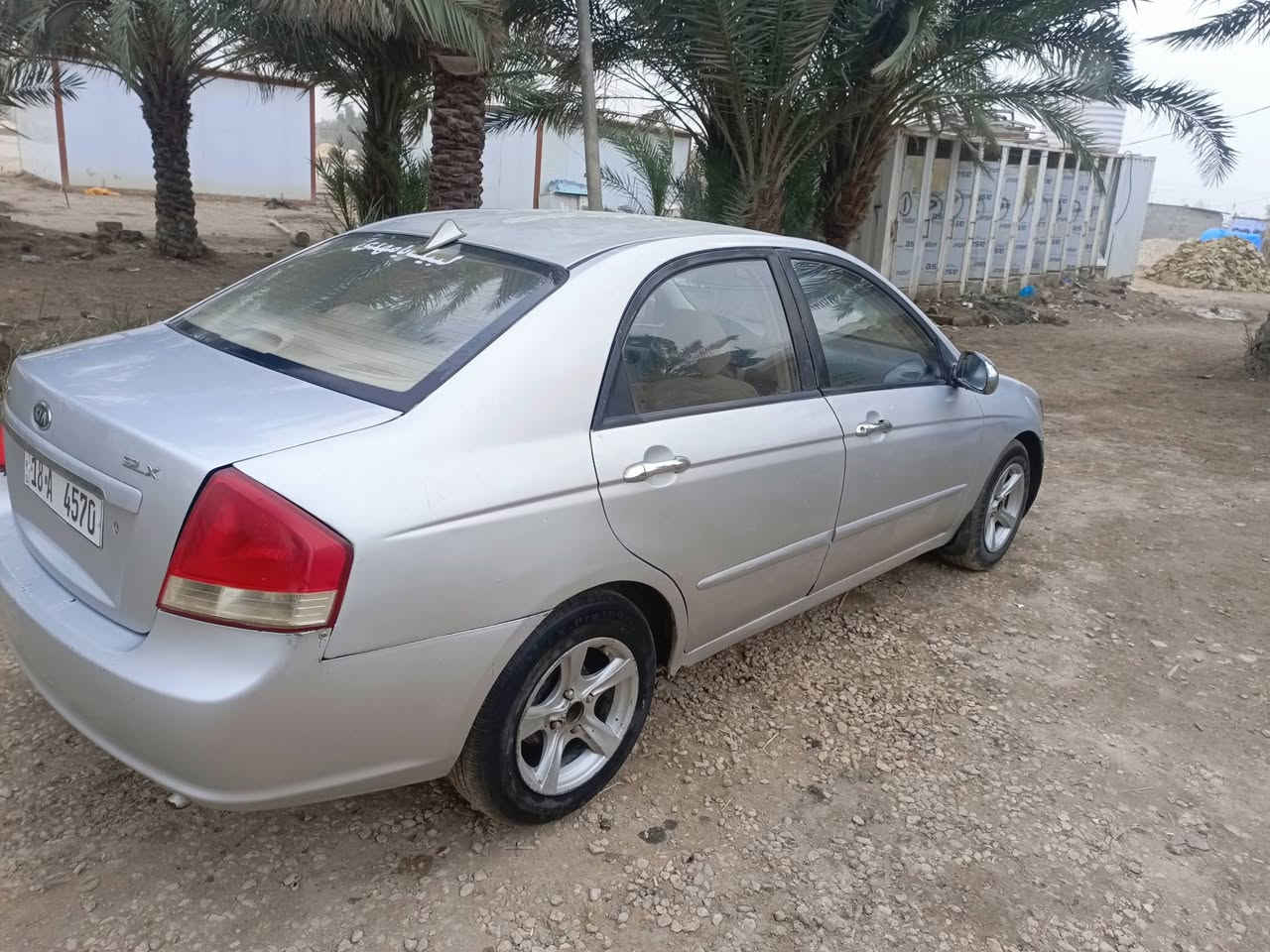 السلام عليكم سيراتو موديل, 2007 جاهز 
مكينه كير  حدادي تخم تاير تبريد كله جاهز كير عادي 
رقم بابل بسمي سنويه2029 بيه جملغ خلفي 
السعر 56 وبيه مجال مكان بابل القاسم  
رقم ***********
