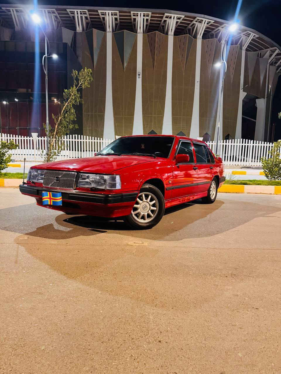 فولفو حجم 940
موديل1993
مكينة 2300 توربو
رقم بغداد مشروع وطني
سنوية 2027
تبريد شغال
مكينة جديدة
گير جوزتين جديد
حدادية جديدة
كشنات جلد
8 سماعات
كهربائيات كلها شغاله
سيارة جديدة ومكفوله من النقص 
السعر 95
هاتف ***********
