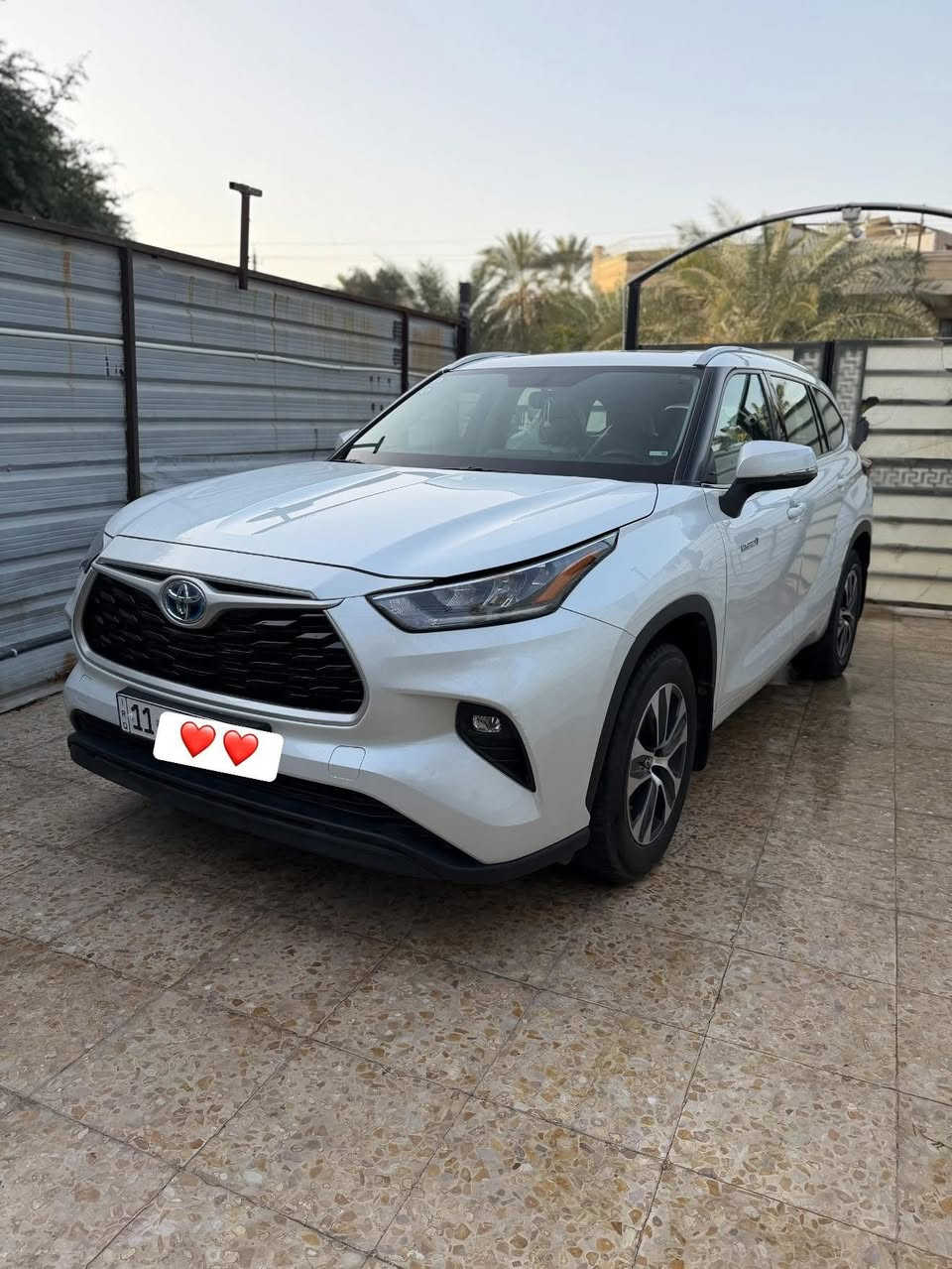 بسم الله الرحمن الرحيم
السلام عليكم

 تيوتا هايلاندر هايبرد 2022خليجي ضمان SAS

مكفوله كفاله عامه

مواصفات:

فول مواصفات 1/1 

LED

دخول ذكي

كامره خلفية 

فتحة سقف

انظمة القيادة 3: ECOوNormalو sport

مخارج تايبسي ويو اس بي

نظام المكابح عند الوقوف

7راكب 

تبريد 3 قطع

بردات

صندوق كهرباء

مثبت سرعة راداري (رادار).

نظام تحذير عند الانحراف عن المسار.

نظام التحذير من النقطة العمياء.

رادار خلفي للتحذير من حركة المرور المتقاطعة.

حساسات ركن أمامية وخلفية.

السياره فول مواصفات وحيل نظيفه 

رقم بغداد الدولي  باسمي  

تحويل ثاني يوم 

السعر325

للاستفسار على الرقم 

***********

بغداد الكرخ  العامريه   

تحياتي
