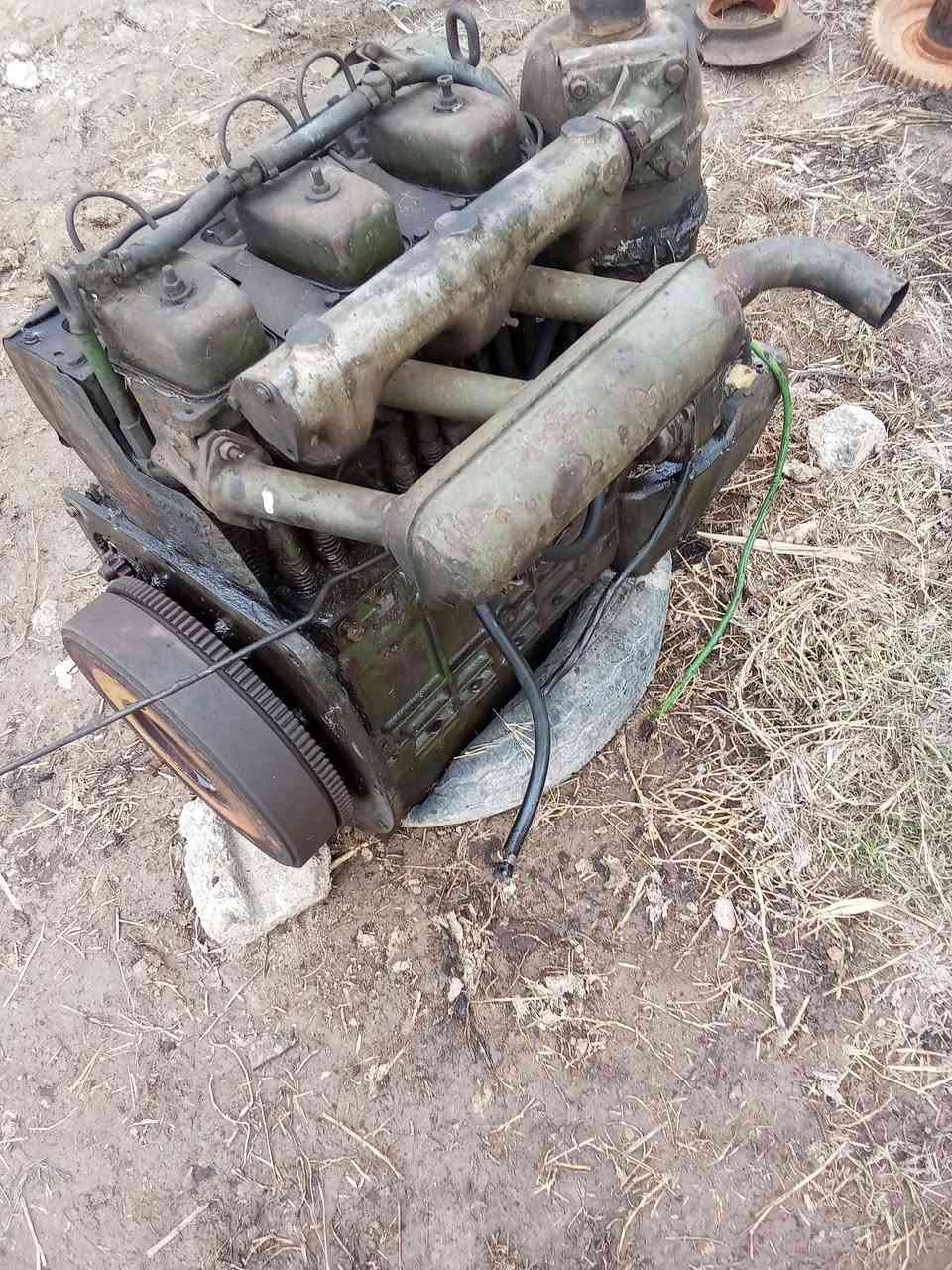 السلام عليكم محرك دويز البيع شغال وجهز 3بستم دويز ***********
