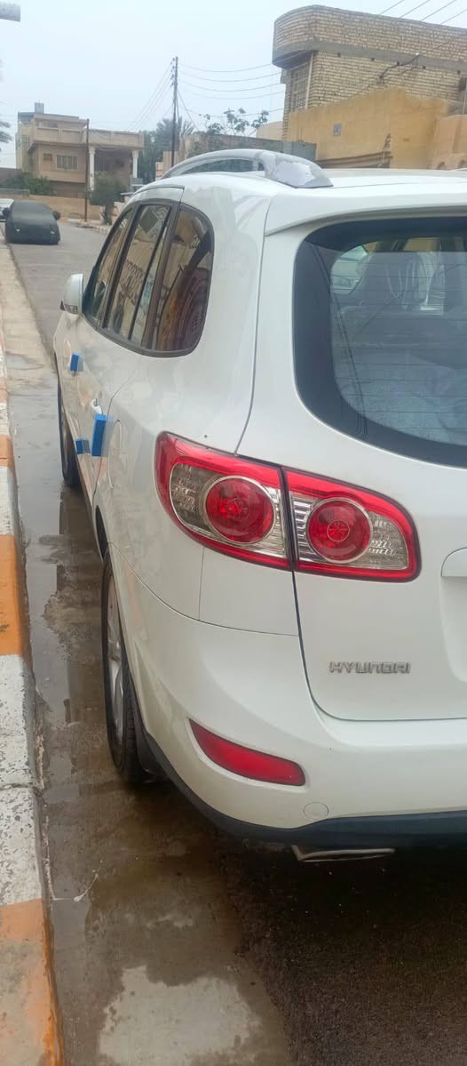 مرة خصت مدير الكروب سنتافي موديل 12 محركهة 3800 ستة سلندر محرك خير من اللة رقم انكليزي  هزتهة بعدهة مصاقطة رقمي ‏‪***********‬‏
