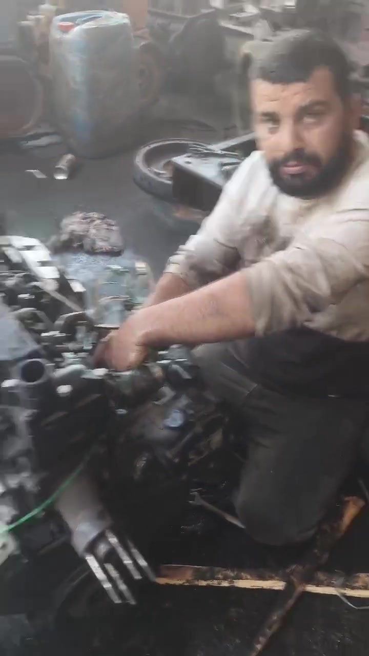 محرك بيركنز 4 سلندر شررررط انكليزي اصلي 
ما مشتغل بالعراق  مفتوح فقط رنكات 
اذا تريد تسوي مولدة يتحمل ١٢٠ امبير ينشد عليه توليد ٤٠ او ٥٠ كيفي 
ضمانه بالارض تشغل عجبك اخذة ما عجبك عوفة 
العنوان موصل
السعر ١٢


**إذا كنت صاحب هذا الإعلان وتريد حذفه لأي سبب، رجاءا أرسل رسالة إلى الدعم الفني**