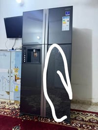 ثلاجة هيتاشي • ضرر واضح • حي الكرامه