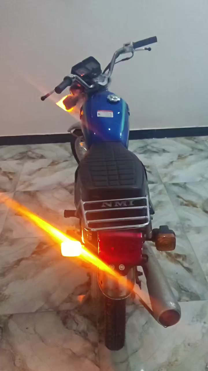 السلام عليكم دراجه اربعه گير موديل 21 شلامجه اصلي 7 أوراق اصولي السعر 700 وبيه مجال حك الجيه  مكان كوت زين القوس هذا رقمي ***********
