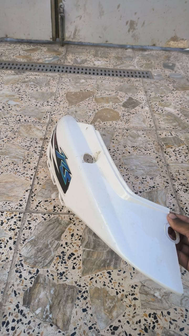 سلام عليكم 
كفرات ماكس عدله فقط صفاح قطعتين تجاريات رايدهن ب10
تجوه او سبايدر بوليس بلاديه ب5 
مكاني بغداد حي اور 
***********
متواجد فيس واتساب
