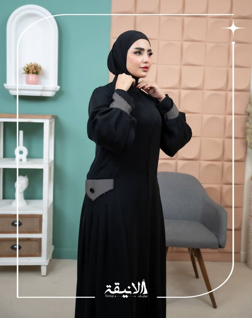 الأناقة الهادئة بتفاصيلها.. ✨🖤

​موديل روان من عبايات الأنيقة يجمع بين
       فخامة سواد قماش الإنترنت واللمسات الرمادية الناعمة

​القياس: نفصله الج مخصوص حسب طولج ووزنج

​السعر: 45 ألف فقط (والتوصيل مجاني لجميع المحافظات!) 🚖

​الضمان: فحصي العباية وتأكدي منها يلا تدفعين للمندوب.

​📥 كوني مميزة واحجزي قطعتج الآن بإرسال رسالة خاصة.


**إذا كنت صاحب هذا الإعلان وتريد حذفه لأي سبب، رجاءا أرسل رسالة إلى الدعم الفني**