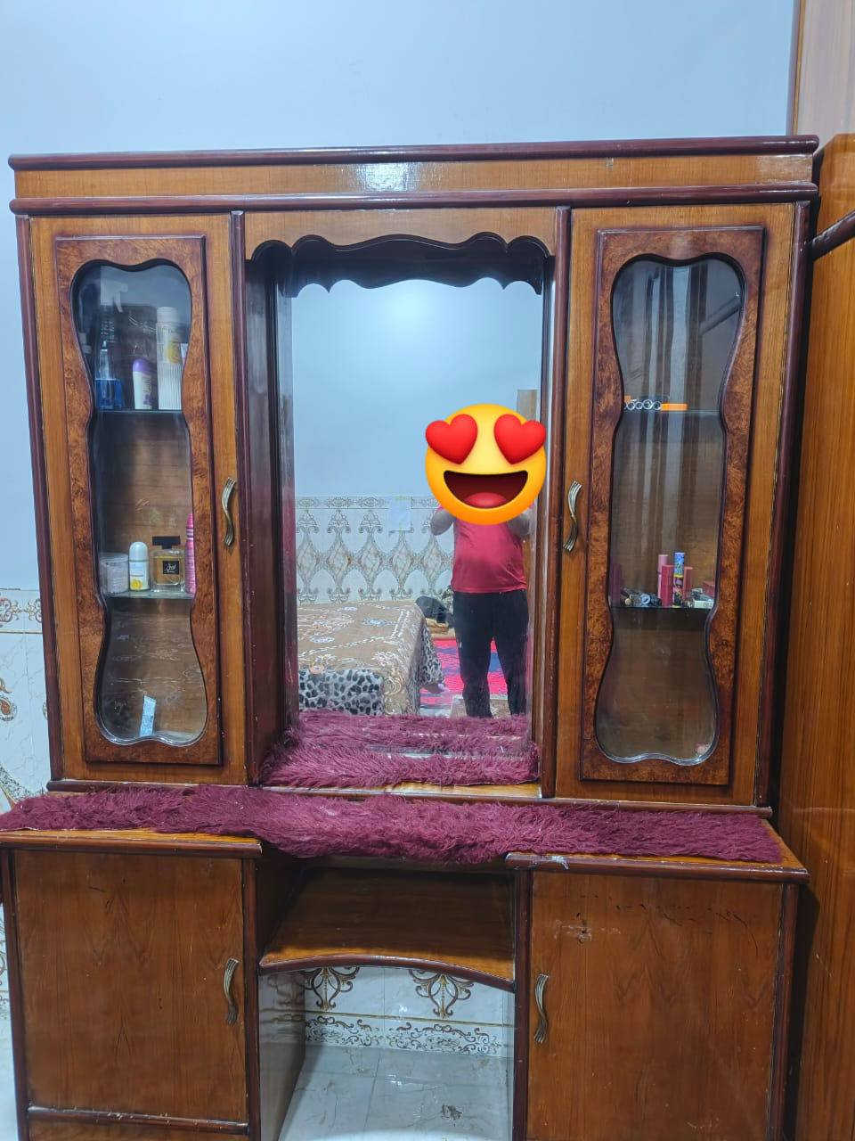 غرفة خشب جديده للبيع
للاستفسار اتصال ع هاذا ***********
