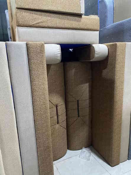 تخفيضاااااات اي ديوان 325 الف فقط 
ديوان جديد 10 مقاعد شرط بلوك اسود
قماش كتان + كوشات هديه 
مـجمـع علي الشويلي
ناصريــــــة  شــــارع 30
 مجاور مكتب الصدرين للعقار

*********** 
***********
