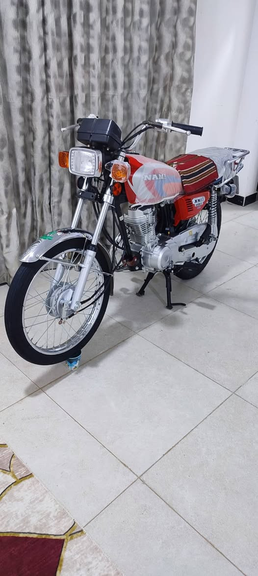 سلام عليكم شباب دراجه نامه شلامجه مديل 23 وكيل نوار الباشا مداور بنفس اليوم سبب البيع ضروف ومتاوزي عل بيعته *********** السعر مناسب مكاني السماوه
