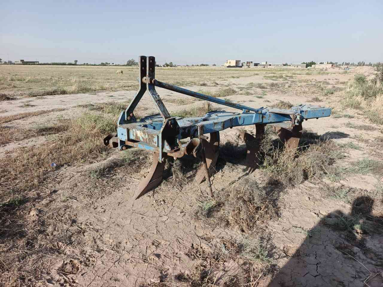 للبيع دسك وفدان ومرازه غراض نضيفه وما مستخدمينهن هواي للاستفسار اكثر والسعر الاتصال
@***********
