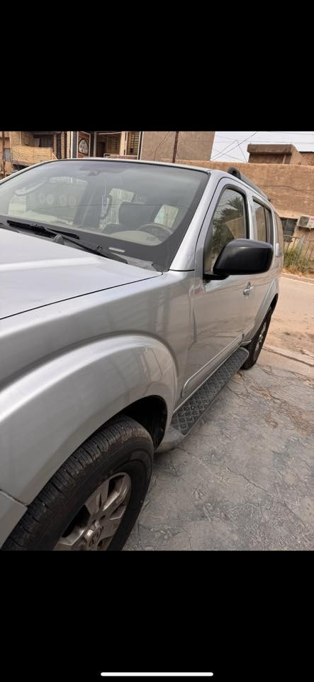 نيسان باثفيندر ٢٠٠٧ للبيع ماشيه ١٠٥ الكير والمكينه بحاله جيده جدآ التبريد ثلج تخم تاير جديد صدر امامي وخلفي جديد السياره مال جناي ومتعوب عليها وبالخير ع ياخذها  مكلف بالنشر للاستفسار***********
