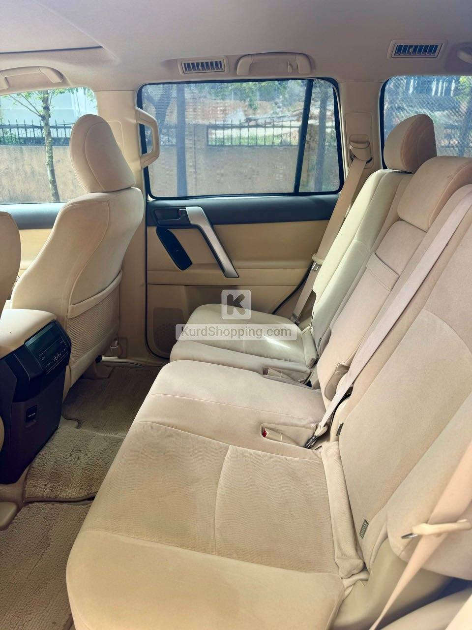 تۆیۆتا پرادۆ شەش بستۆن 
مۆدێل ٢٠١٦
تەنها یەک دەرگایەکی بۆیاخە بێ ناو بێ دەعم 
فول مواصفات جگە لە کوشن جلد
٩٩٠٠٠کم ڕۆشتووە 
شوێن سلێمانی 
نرخی  ٣٥٨٠٠دۆلار و مجال 
*********** السليمانية, العراق
