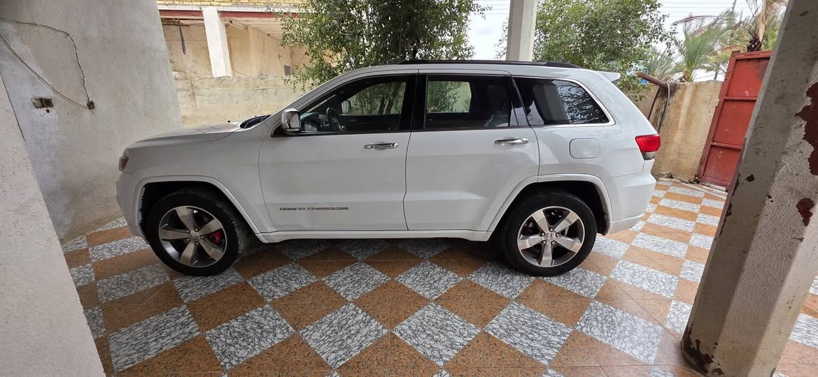 جيب شيروكي رقم بغداد دولي بسمي موديل ١٤ فول موصفات شادله منضومه غاز سياره جاهزه سعر ١٧٥ وبيه مجال مراوس جارجر راتي
