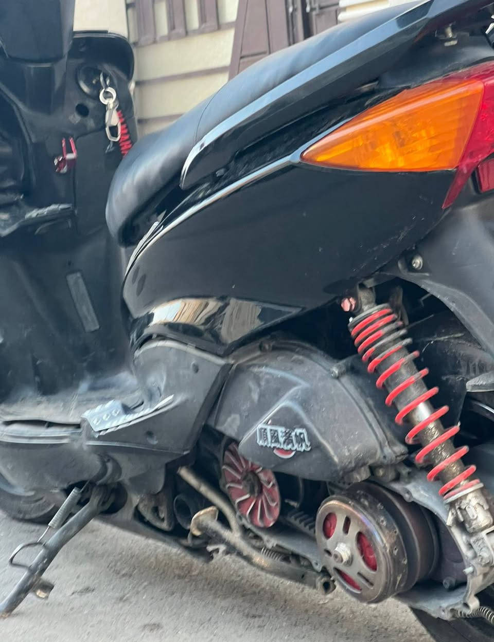 سلام عليكم
دراجه سكنس نثيه كوري 140 كهربائيات كله شغاله ول كلجات بس طوس رياضي يدات رياضي بريك خلفي امامي شغال دبلات اماميه خلفيه شغاله الكفرات جديده وبعد بيه هواي حجي خير من الله ول سعر كلش مناسب 

السعر : خاص 
الرقم :  ***********
العنوان : بغداد الاعظميه
