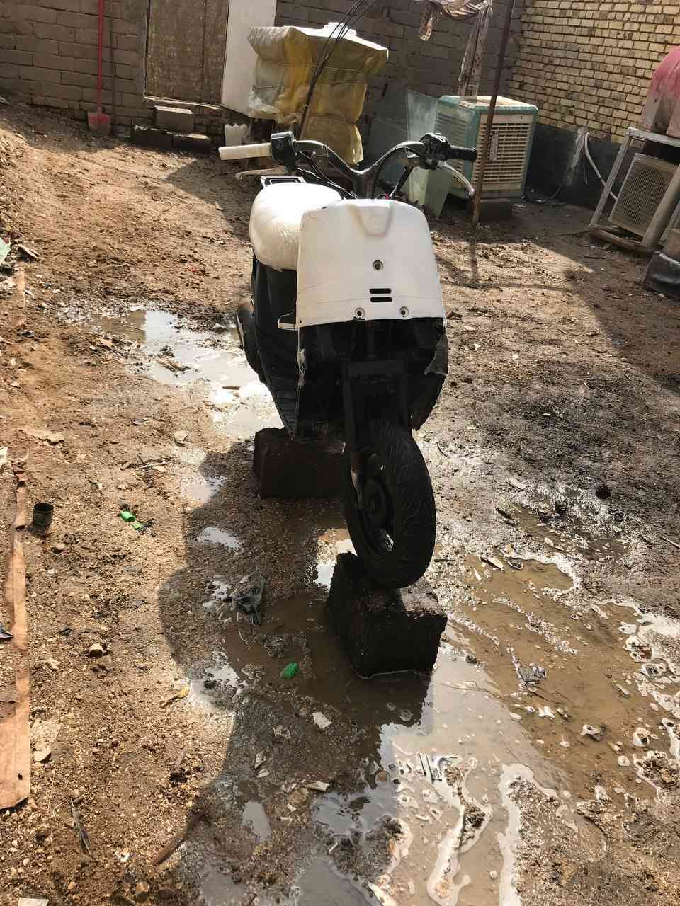 سلام عليكم شباب دراجه بتره ومنغولي حربيه اثنينهن شلعه ومعدل خير من الله ناصريه مركز ***********
