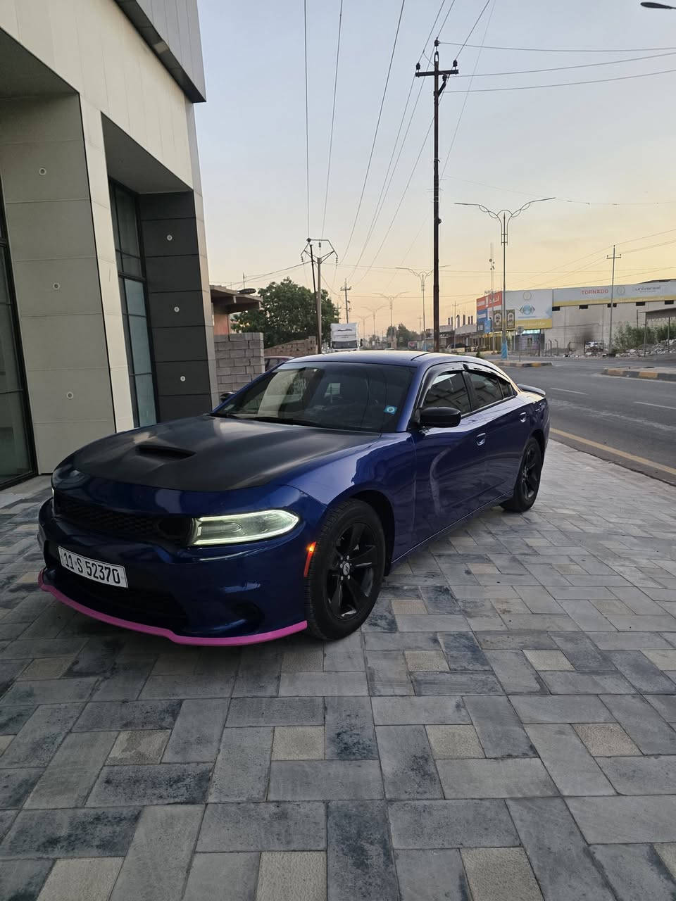 السلام عليكم
دوج جارجر 2021 مواصفات sxt وارد امريكي مواصفات بصمه شاشه جبيره تشغيل عن بعد كشنات جلد ماشيه ٧٢ الف محرك كير كفاله على وضع الشركه صدر كله جديد تخم تاير جديد شرط السياره حته كلوب جيك مامشتغل بيه حادثه موضح بلصور والسونار سونار يكول شاصي مكفول والثاني يكول براكيت مال الدعاميه هوه نفسه الشاصي البنيد اني محدثه هوه والدعاميه موجودات القديمه انطيه ويه السياره رقم بغداد باسمي تحويل ثاني يوم سونار يمك وصور الحادث يمك شوفه وخابرني السياره بدون ايرباك  
سعره ١٩٥ وبيه مجال بسيط 
مكاني صلاح الدين بلد 
***********
