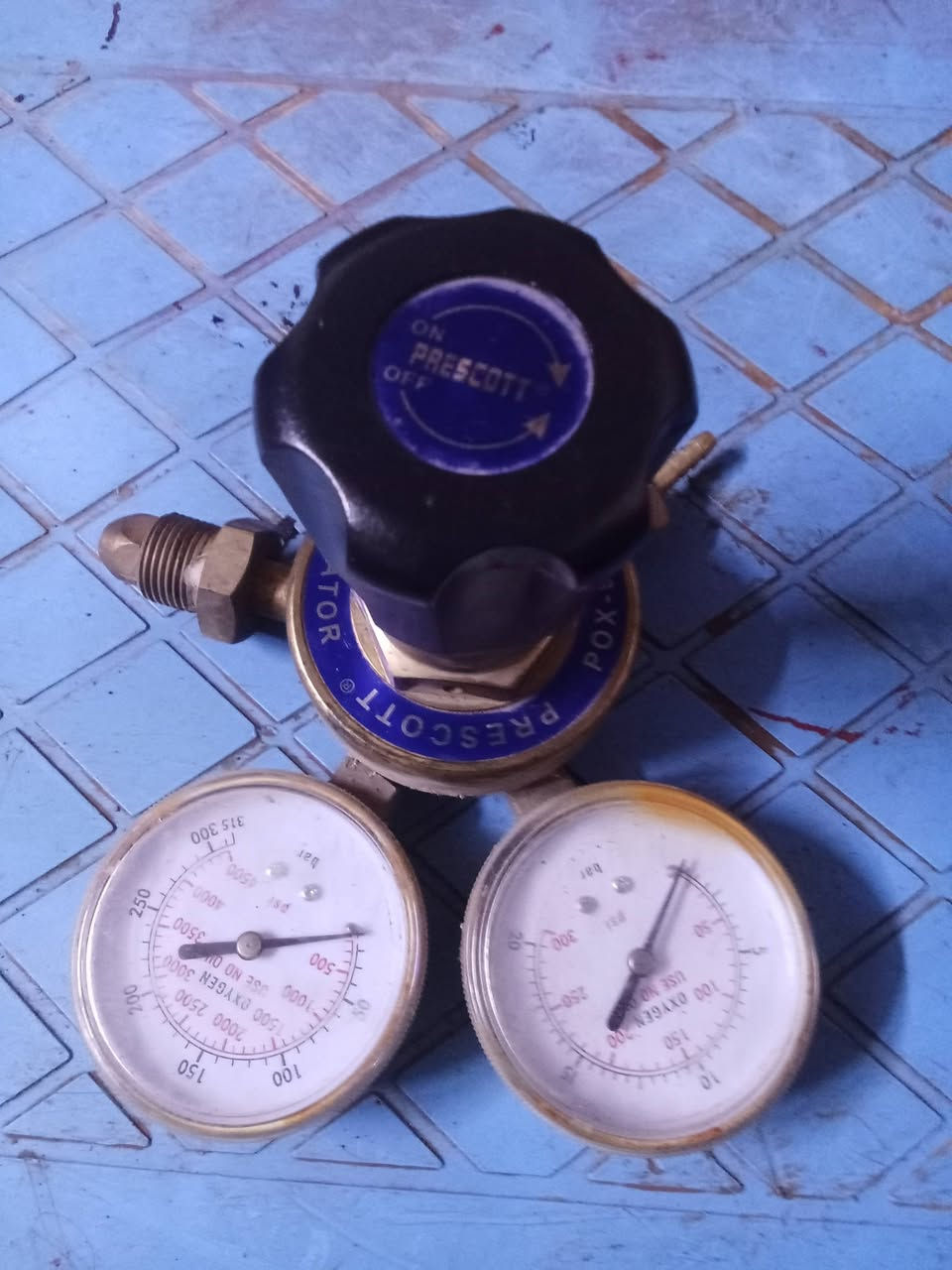 لبيع ***********
