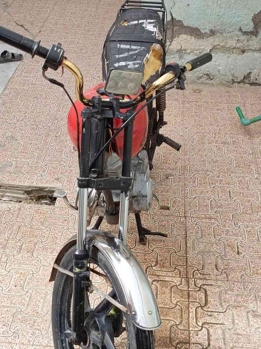 أيراني اي نقص ما بيهه كما موضح كدامك 250رقمي ***********
