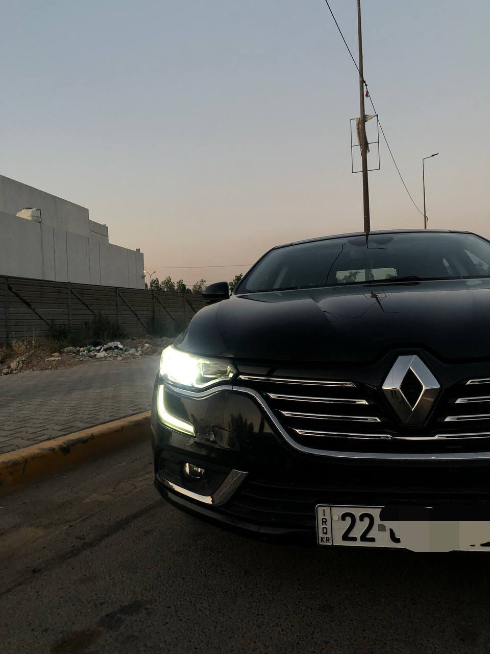 ♤ للبيع فقط ♤

   !! Renault Talisman TCe 2018 !!

        💎 رينو تاليسمان 2018 💎

              👌فول مواصفات 💯    

™️ مكان سيارة بغداد رقم اربيل

™️ عداد المسافة ٢٠ الف كيلو

™️ اللون :اسود

™️ السيارة كلين تايتل

™️️ المواصفات :

™️ دخول ذكي

™️ داتا شو ( Date Show )

™️ ثلاجة ( Fridge )

™️ داخل صاج ملكي

™️ داخل جلد اسود
 
™️ حافظة نضارات بالسقف

™️ لدات ترحيب داخلي وخارجي

™️ الطي التلقائي للمرايات
   الجانبية( Auto Fold Mirrors )

™️ أشارات بالمرايات و لدات ترجيب 

™️ تحكمات ستيرن جهتين

™️ بانوراما 3 وضعيات 

™️ نظام صوت BOSE 13 سماعة

™️ شاشة كبيرة ايباد واندرويد اوتو ونظام أيباد مع تحكم ماوس

™️ شاشة دشبول ديجتال 

™️ كشنات أمامية كهربائي

™️ كشنات أمامي تدفئة و تبريد

™️ كشنات الخلفية تدفئة

™️ بردة خلفية شركة
 
™️ الجامة الأمامية و الخلفية هيترات ضد            الضباب 

™️ مساج بالكشنات الأمامية 3 وضعيات

™️ نظام أوتو بارك ( Auto Park )

™️ نظام أطفاء و تشغيل عند الوقوف

™️ قطعتين تبريد

™️ دشبول و الداخلية 5 ألوان لد ( Ambient Lighting )

™️ بردة خلفية بلادي اصلي شركة

™️ ليدات أمامية لايت و دعامية نهاري ليلي 

™️ اللايتات الأمامية زينون اصلي عالي و ناصي

™️ البگلايتات الخلفية لدات

™️ لايت ضبابي أمامي زينون وخلفي( Fog lights )

™️ أوتو لايت ( Auto Lights )

™️ أوتو ماسحات ( Windscreen Auto Wipers )

™️ كامرة خلفية 360°

™️ حساسات أمامية و خلفية وجانبية 360° 

™️ رادارات 360°

™️ كروز سرعة وليمتر (️ Cruise Control ➕️ Speed Control )

™️ هاندبريك بصمة ( Auto Hold )

™️ نضام تحديد مسار ( Lane Assist )

™️ نضام مانع الأنزلاق ( ABS ➕️ Traction Control )

™️ انظمة قيادة ٥ متنوعة سبورت، برسنال، گونفورت، نورمال وايكو

™️ حساسات ضغط أطارات ( Auto Tyers Sensors )

™️ صندوق كهربائي و فتح بالقدم 

™️ مع البانوراما

السعر 180$

💸 السيارة  بدون اي نقص جاهزة للأخير

☎️ للأستفسار ☎️
***********

متواجد فقط على الرقم
