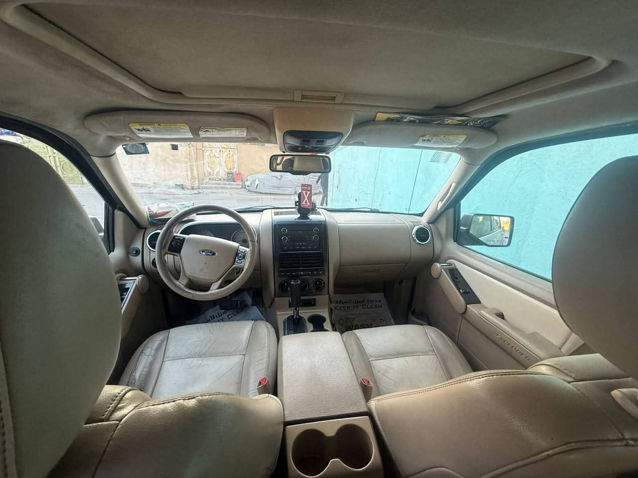 سلام عليكم فورد اكسبلور 2010
خليجي فول موصفات 1/1 مكفوله كفاله عامه ضربه صبغ تبديل مكينه مال حاويه جديده كير مكفول تبريد تدفئه شغال تخم تاير السياره جاهزة من كلشي رقم بغداد بأسمي  تحويل مباشر هزة جديده
 
‼️السعر علق بتم يجيك السعر بالخاص ‼️

📍مكان السياره بغداد 

📞رقم صاحب السياره ***********
