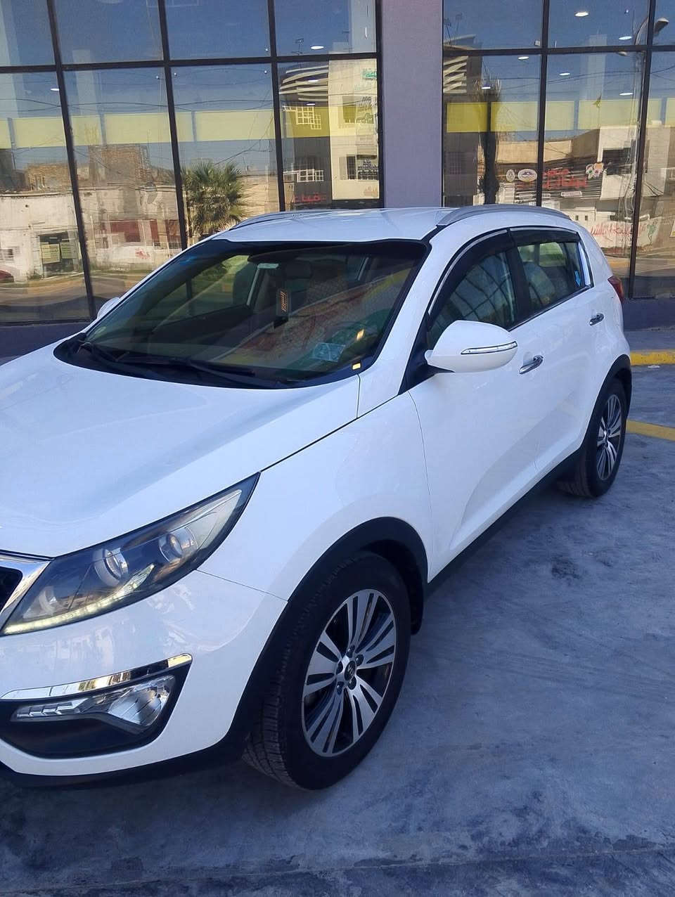 كيا سبورتج – خليجي
موديل 2015
مكينه 2000 GDI شرط بدون دوانز 
ماشيه 130 ألف كم
رقم السيارة بغداد انكليزي
مكان السيارة بغداد
يوجد صبغ  ربع الباب الخلفي فقط
السونار مرفق مع الصور
السعر 158 وبيها مجال 

📱 للاستفسار: ***********
