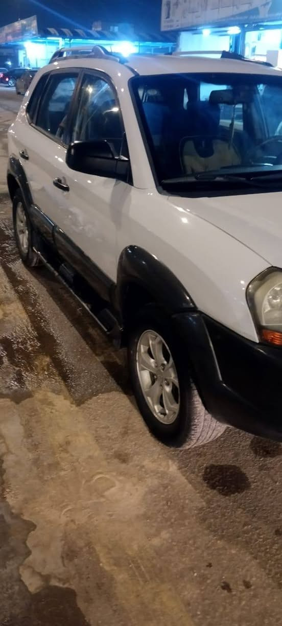 توسان 2009 مكفولة كفالة عامة بسمي ما متواجد بل فيسبوك ***********
