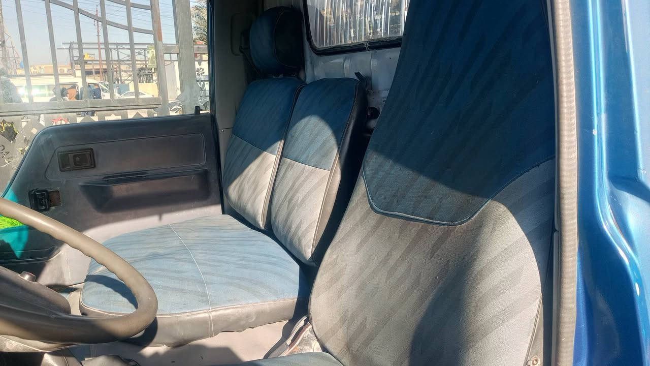 تيوتا راس الثور فحل مكفولة كفاله عامه محرك لا صرف ولا بخار شاصي كفاله عامه تخم تاير  جديد چوبلس رقم بصره سنويه الحد 28 تنتهي العنوان بغداد .  موبايل ***********
