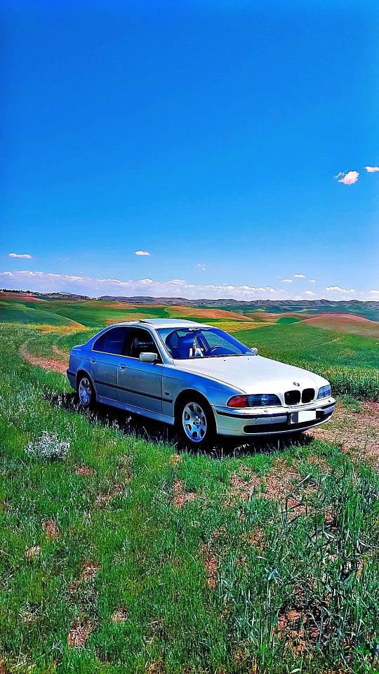 بیێم سقر مۆدێل 1999 رەنگی سلڤەرە هەموو تشتی بەشەرته مەکینە بەشەرت و غرامات بەشەرت و دزین و قولپین بەشەرت سەیارەکە هی مالە زور خاوێنە بۆ پەیوەندیکردن ***********. اكر, نينوى
