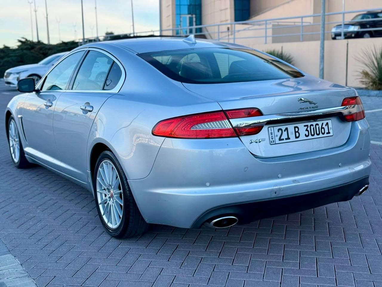 ‏Jaguar xf  2015  ٤ سلندر اقتصادي 

سعرمناسب حيل مناسب ١١٣ مجال

فول فول موصفات 
سلايد
مرايه رادار
امامي خلفي حاسه
شاشه كاميرا
تبريد مركزي
كشن جلد 
كشن هيتر
كشن كاربا
كشن خزن
بريك بصمه
٤ ابواب بصمه
گير ماوس
لايتات عدصه زينون بيلادي

گير محرك بشرت ١٠٠/١٠٠
تبريد تاقم صدر بشرت ١٠٠/١٠٠
صبغ قطعتين صبغ بدون دواغل بدون ارباك بشرت فحص
سنوي رقم جديد حتي ٢٠٢٨ بي اسمي تحويل بشرت

سعر ١١٣ ورقه مجال 

***********
***********

*******************************************
‏Jaguar xf  2015 

فول فول مواسفات
٤ بستون مرغوب
سلايد
رادارى ئاوينە
بيش و دوا حاسه
شاشه و كاميرا
ته بريدى مه ركه زى
كوشن جلدو هيتر
كوشن خزن و كاره با
بريك به صمه
به صمه ى ده ركا
گير ماوس
لايت ليدو زينون بيلادى
گيرو مه كينه و ته بريد تاقم بيشى به شه رت بى نوقسانيه به شه رتى فه حص
دوو بارجه ى بو ياغه بى ناوكرتن بى ارباك به شه رتى سونه ر 
سه نه وى ره قه مى تازه يه تا ٢٠٢٨ به ناو خومه وه يه ته حويل به شه رت 

سعرى ١١٣ معامه له

***********
*********** السليمانية, العراق
