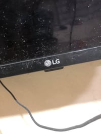 بلازما LG • ٣٢ بوصة • مقفل