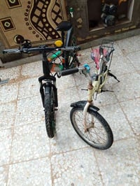 بايسكلات البيع السود ب٤٠وثاني ب٣٠ المكان بغداد 07734248069