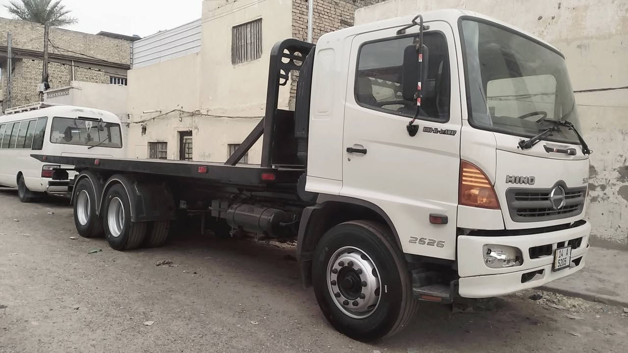 للبيع هينو شيطان سكس صطحه يسره بلاد موديل 2007اصل 10برغي تريد كامله تريد شاصي سياره جديدهه
***********
